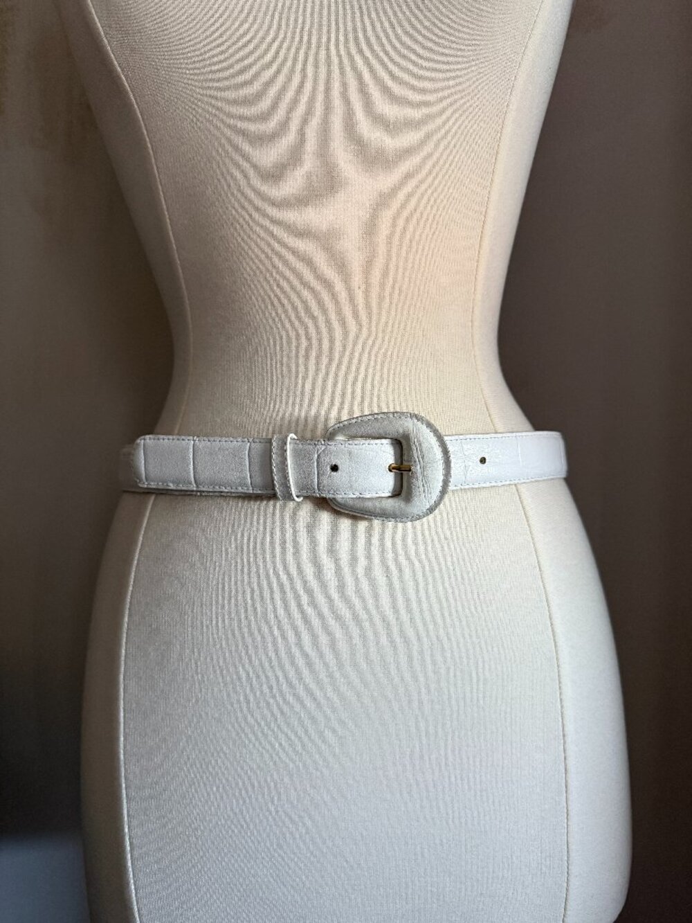 Vintage Karen Scott White Leather Belt Medium | Covered Buckle Retro Cinch